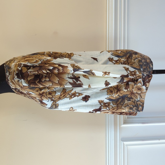 Fall Sweater in brown fall flowers Sz‎ Large - Picture 8 of 12